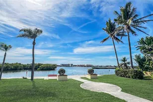 1741 Southwood St, Sarasota, FL 34231 - Photo 4