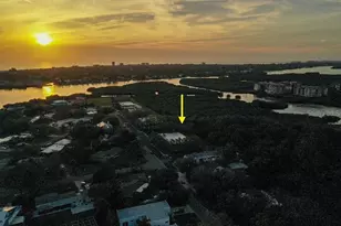 1741 Southwood St, Sarasota, FL 34231 - Photo 22