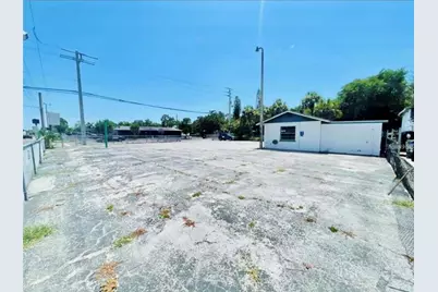 1614 9th Street W, Bradenton, FL 34205 - Photo 2