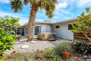 2503 Bispham Rd, Sarasota, FL 34231 - Photo 24
