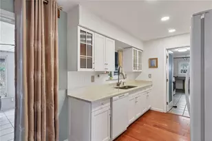 2503 Bispham Rd, Sarasota, FL 34231 - Photo 8