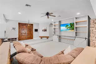 2640 Mapleloft Ln, Sarasota, FL 34232 - Photo 32
