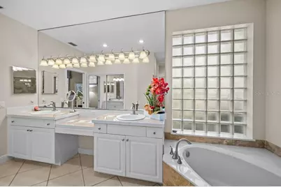 7117 Victoria Circle, University Park, FL 34201 - Photo 24