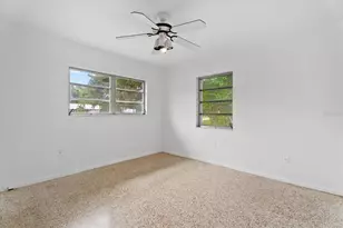 4986 Buchanan Pl, Sarasota, FL 34231 - Photo 14