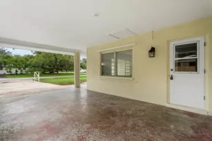 4986 Buchanan Pl, Sarasota, FL 34231 - Photo 4
