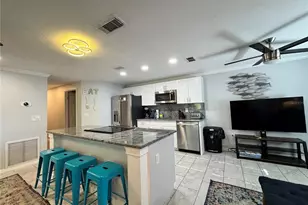 2726 49th Ave W, Bradenton, FL 34207 - Photo 8