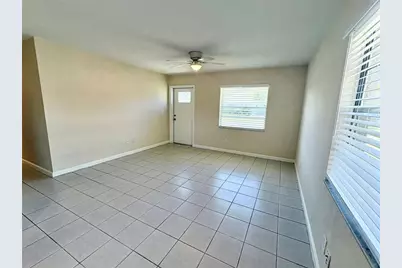 2208 16th Avenue W, Bradenton, FL 34205 - Photo 4