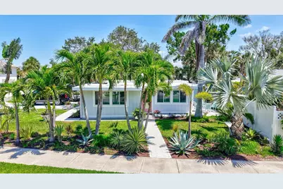 643 Calle Del Otono, Sarasota, FL 34242 - Photo 2