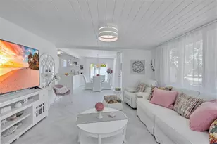 643 Calle Del Otono, Sarasota, FL 34242 - Photo 14