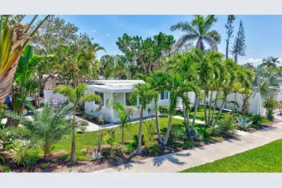 643 Calle Del Otono, Sarasota, FL 34242 - Photo 4