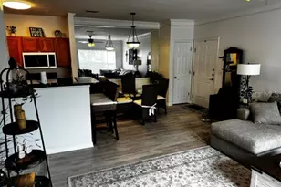 4802 51st Street W, Bradenton, FL 34210 - Photo 4