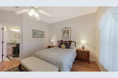 4933 Thames Lane, Sarasota, FL 34238 - Photo 20