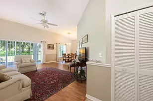 4933 Thames Ln, Sarasota, FL 34238 - Photo 8