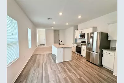 10451 Ladybug Cove, Parrish, FL 34219 - Photo 8