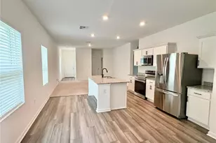 10451 Ladybug Cv, Parrish, FL 34219 - Photo 8