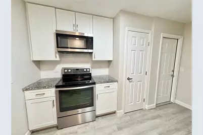 3126 Shamrock Drive, Venice, FL 34293 - Photo 8