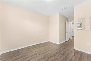 2399 Midnight Pearl Dr, Sarasota, FL 34240 - Photo 18