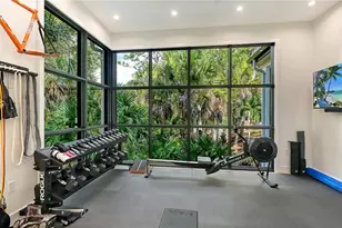 324 Osprey Point Dr, Osprey, FL 34229 - Photo 88