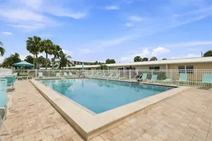 5830 Midnight Pass Rd, Sarasota, FL 34242 - Photo 20