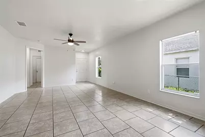 3520 17th Street Court E, Bradenton, FL 34208 - Photo 10