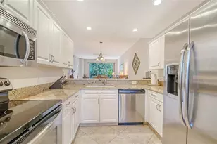 4655 Tower Hill Ln, Sarasota, FL 34238 - Photo 14