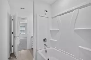 3514 Ambersweet Xing, Parrish, FL 34219 - Photo 4