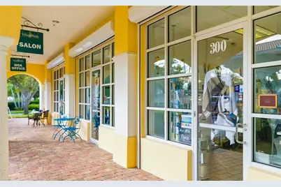 7632 Bergamo Avenue, Sarasota, FL 34238 - Photo 44