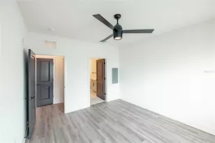 1420 Lakefront Dr, Sarasota, FL 34240 - Photo 14