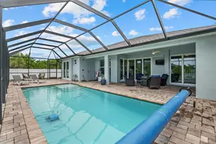 10039 Kingsville Dr, Port Charlotte, FL 33981 - Photo 32