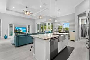 10039 Kingsville Dr, Port Charlotte, FL 33981 - Photo 10