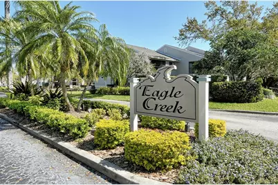 7652 Eagle Creek Drive #7598, Sarasota, FL 34243 - Photo 2