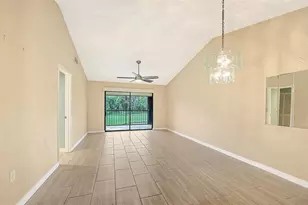 7652 Eagle Creek Dr, Sarasota, FL 34243 - Photo 14