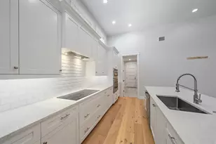 2436 Arlington St, Sarasota, FL 34239 - Photo 12