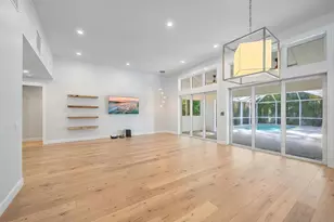 2436 Arlington St, Sarasota, FL 34239 - Photo 8