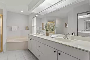 5815 Fairwoods Cir, Sarasota, FL 34243 - Photo 50