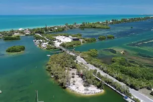 250 Hidden Bay Dr, Osprey, FL 34229 - Photo 82