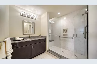 250 Hidden Bay Drive #302, Osprey, FL 34229 - Photo 26