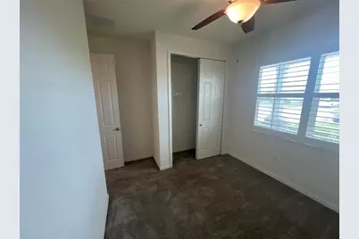 3504 74th Avenue Circle E, Sarasota, FL 34243 - Photo 24