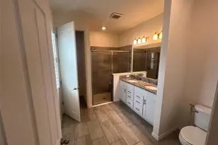 3504 74th Ave Cir E, Sarasota, FL 34243 - Photo 16