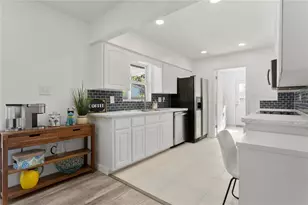 1694 Joyce St, Sarasota, FL 34231 - Photo 18
