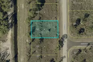 806 Genoa Ave S, Lehigh Acres, FL 33974 - Photo 1