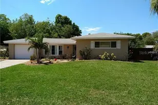 2715 Heather Pl, Sarasota, FL 34235 - Photo 1