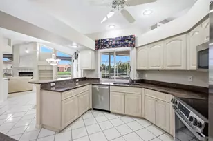 9010 Ashbourne Ct, Sarasota, FL 34238 - Photo 14