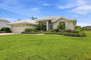 9010 Ashbourne Ct, Sarasota, FL 34238 - Photo 4