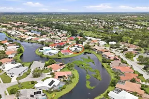 9010 Ashbourne Ct, Sarasota, FL 34238 - Photo 42