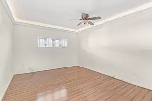 1100 Benjamin Franklin Dr, Sarasota, FL 34236 - Photo 20