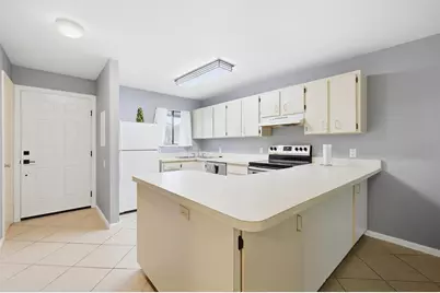 6033 34th Street W #20, Bradenton, FL 34210 - Photo 10