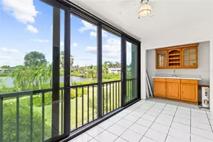 1601 Bayhouse Point Dr, Sarasota, FL 34231 - Photo 12