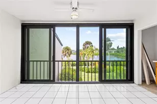 1601 Bayhouse Point Dr, Sarasota, FL 34231 - Photo 10