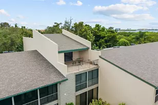 1601 Bayhouse Point Dr, Sarasota, FL 34231 - Photo 28